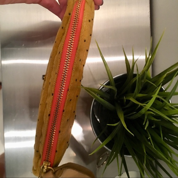 Anthropologie | Mustard Clutch - Picture 2 of 5